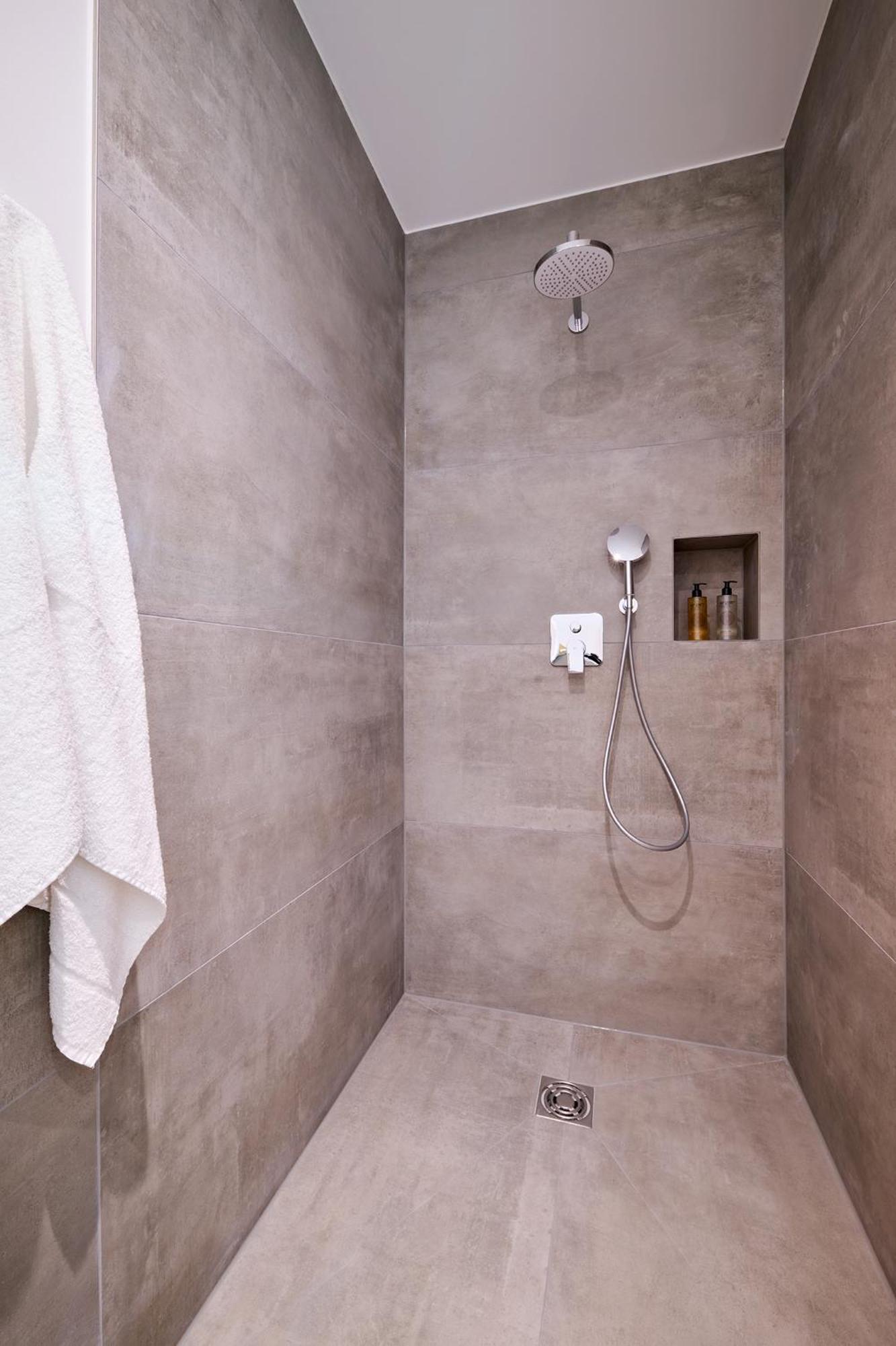 Xzllenz Traum Studio-Apartment, Frei-Parken, U-Bahn, Kueche Nuremberg Extérieur photo