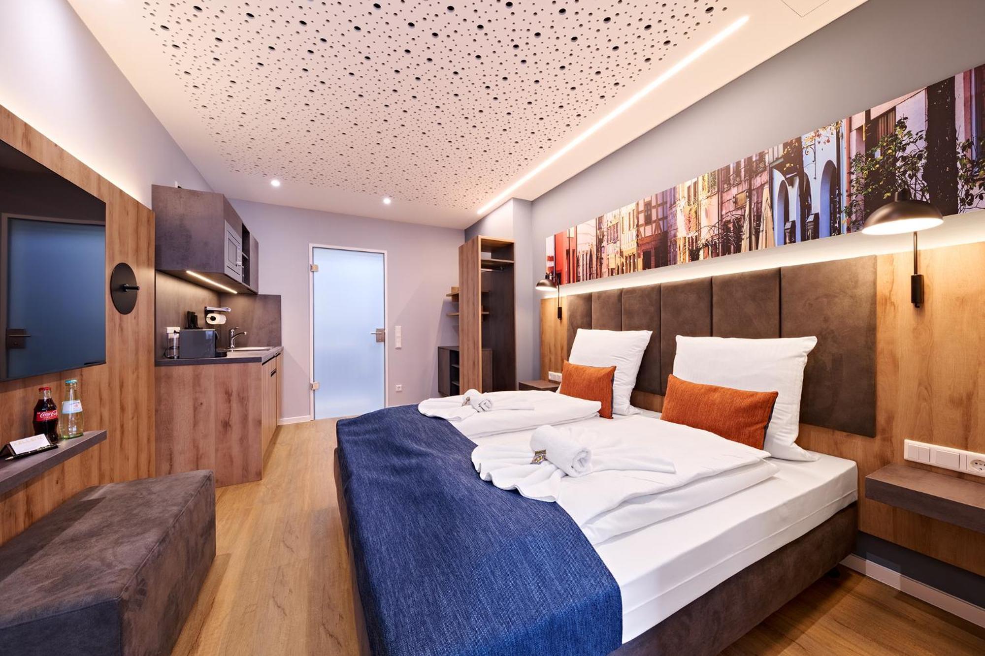 Xzllenz Traum Studio-Apartment, Frei-Parken, U-Bahn, Kueche Nuremberg Extérieur photo